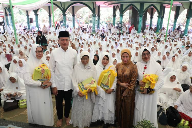 Ribuan Jemaah Hadiri Halalbihalal Majelis Dzikir Miftahul Jannah,  Ijeck Harapkan Kuota Haji Sumut Bertambah