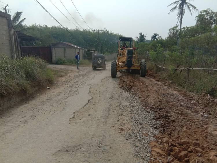 Cuaca Ekstrem Tak Mampu Kendorkan Semangat Satgas TMMD 116 Kodim 0204/DS Bangun Jalan 6 Km