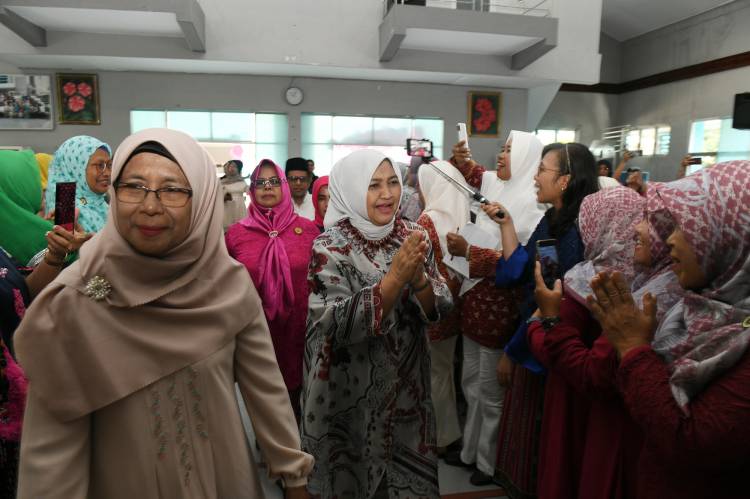 Nawal Lubis: Harta Karun Intelektual Bagi Generasi Bangsa