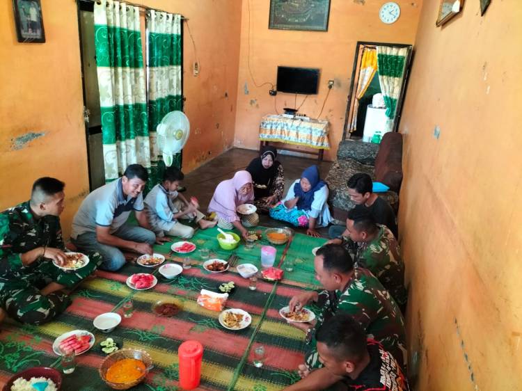 Satgas TMMD 116 Kodim 0204/DS Diundang Warga Makan siang
