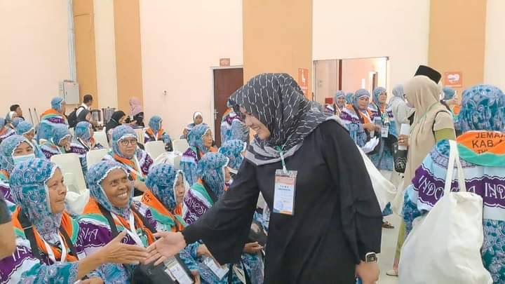 Rombongan Jemaah Calon Haji Asal Madina Tiba di Asrama Haji Kota Medan