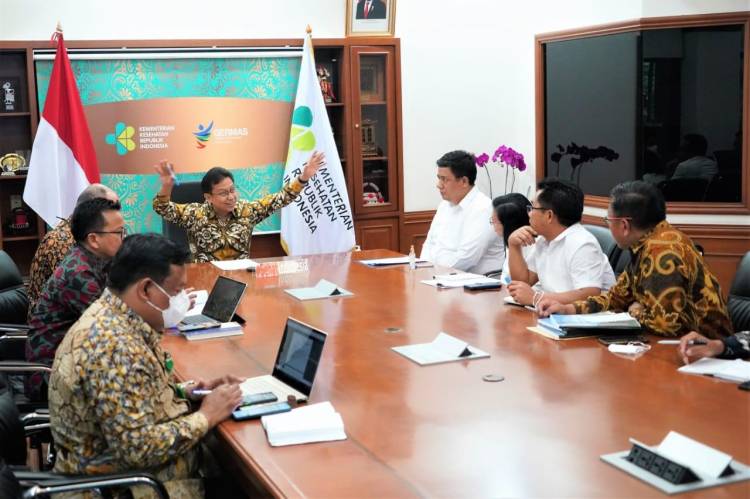 Tingkatkan Pelayanan Kesehatan, Bupati Samosir Temui Menkes