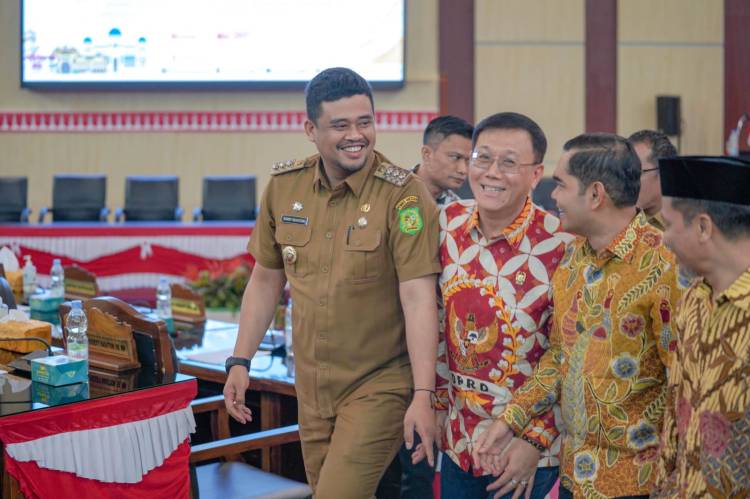 Bobby Nasution Sampaikan Penjelasan Tentang Perda Tentang Pajak & Retribusi Daerah