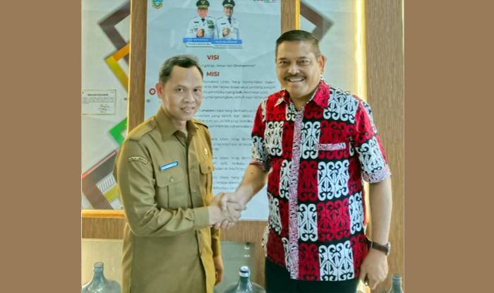 Parlindungan Purba Temui Kadis Budparekraf Sumut Bahas Pelestarian Rumah Bolon di Simalungun