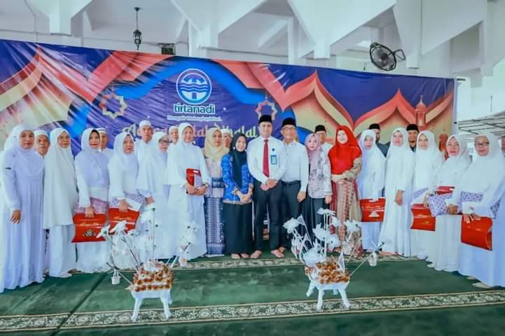Direktur Utama Perumda Tirtanadi, Menepung Tawarkan Calon Jemaah Haji