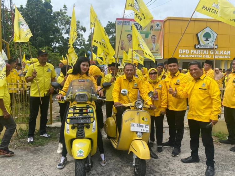 Dinas SDABMBK Aspal Jalan Bunga Turi