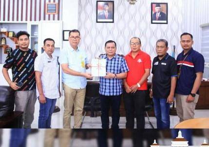 16 Sertifikat Aset Milik Pemerintah Kabupaten Labuhanbatu Diserahkan Kantor BPN
