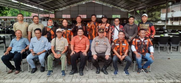 Panitia Futsal Mendatangi Polsek Medan Area, Guna Melaporkan Kegiatan Turnamen Futsal PAC PP Medan Denai