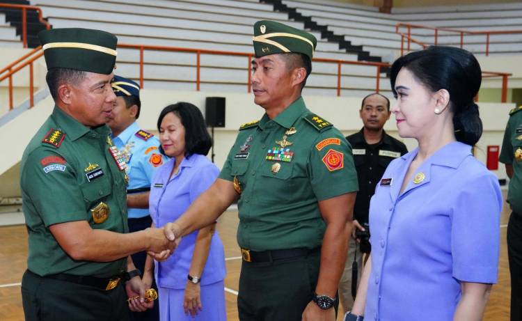 Panglima TNI Pimpin Acara Laporan Korps Kenaikan Pangkat 75 Perwira Tinggi TNI