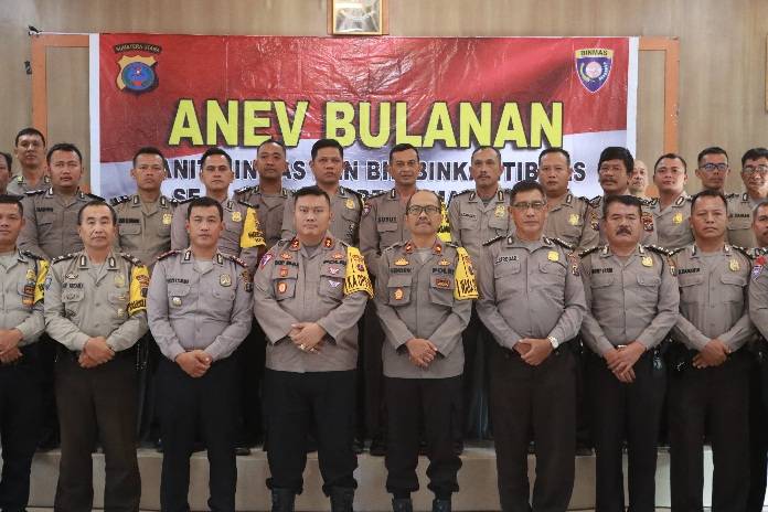 Kapolres Simalungun Pimpin ANEV Bulanan Kanit Binmas dan Bhabinkamtibmas