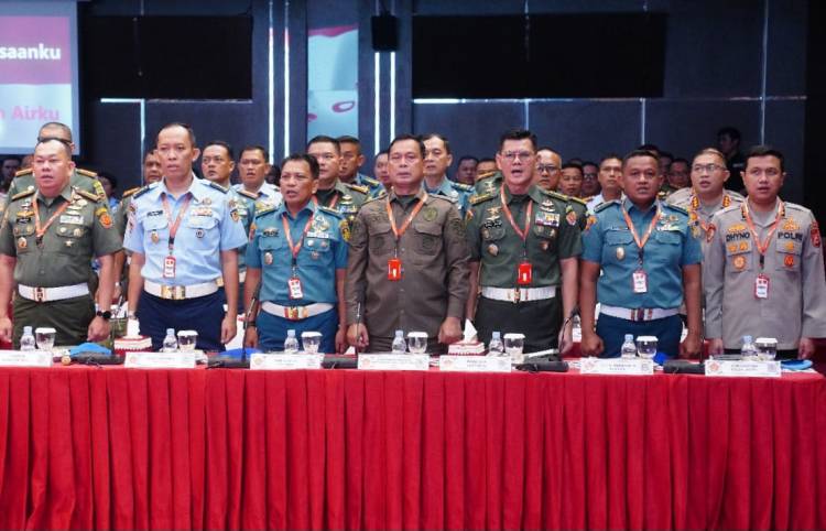 Danpuspom TNI Buka Rakornis Pom TNI - Propam Polri Tahun 2024