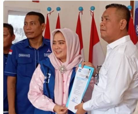 Baharuddin Harahap Kembalikan Berkas Pendaftaran Cabup Asahan