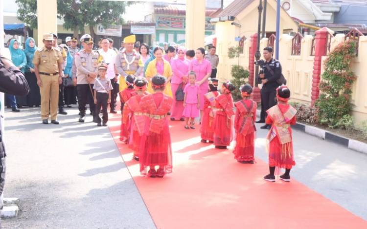 Kapolda dan Ketua Bhayangkari Sumut Kunker ke Polres Binjai