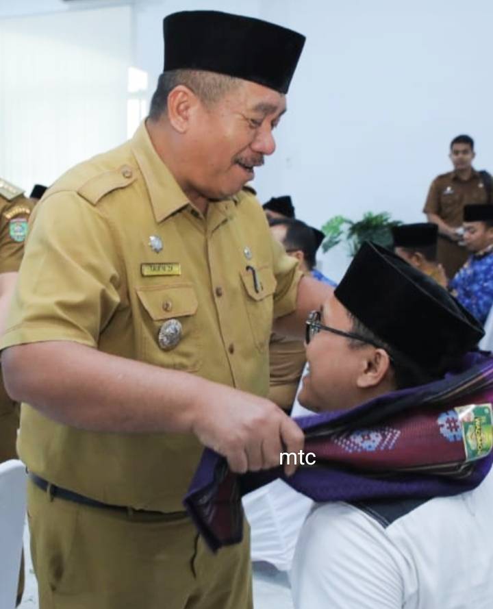 64 Orang Calhaj Anggota Korpri Asahan Diupah Upah Wakil Bupati Asahan