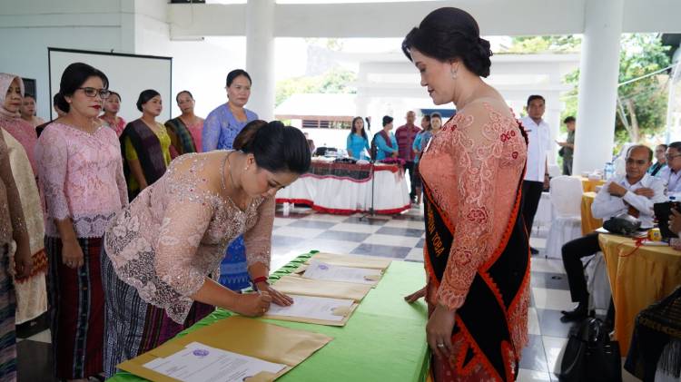 PAUD Jadi Pondasi Pembangunan SDM, 96 Bunda PAUD Dikukuhkan di Kabupaten Toba