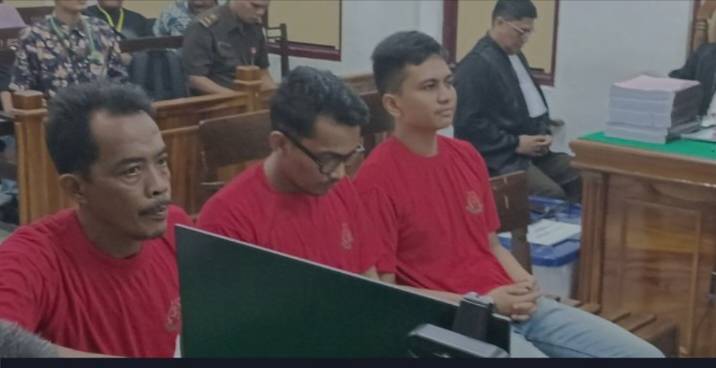 Didakwa Gelembungkan Suara Caleg, Tiga PPK Diadili