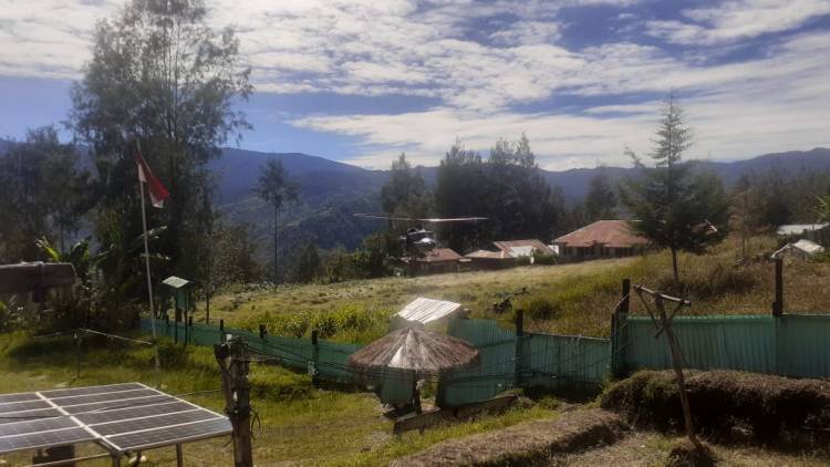 Pasukan TNI Polri Gerak Cepat Lakukan Evakuasi Korban OPM