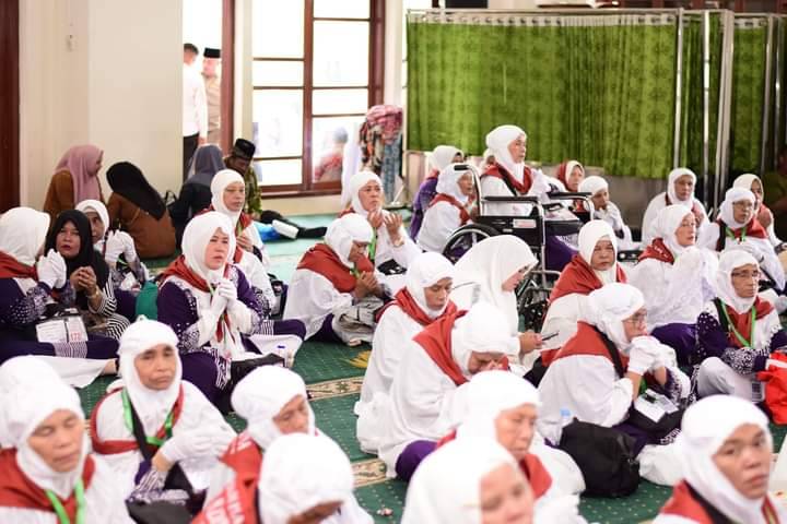 Bupati Lepas Keberangkatan 351 Calhaj Asal Madina