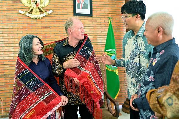 Terima Kunjungan Dubes Denmark, Wagub Sumut Surya Bahas Berbagai Potensi Kerja Sama