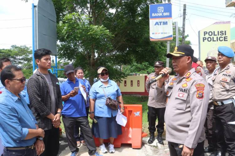 Kapolres Simalungun Terima Massa Aksi Sumut Watch dan Pegawai PDAM Tirta Lihou, Siap Selidiki Dugaan Korupsi