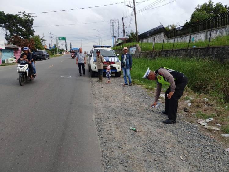 Tabrakan Dua Sepeda Motor di Simpang Ebenezer, Dua Korban Luka Ringan
