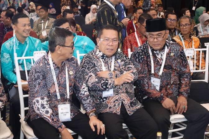 Dipimpin Wamendagri, Wesly Silalahi Munas VII APEKSI di Grand City Mall Surabaya