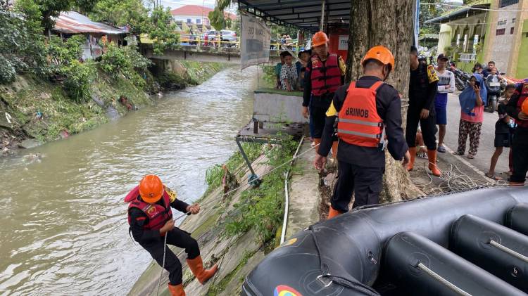 Tim Gabungan bersama Brimobdasu dan SAR Temukan Jasad Tegar