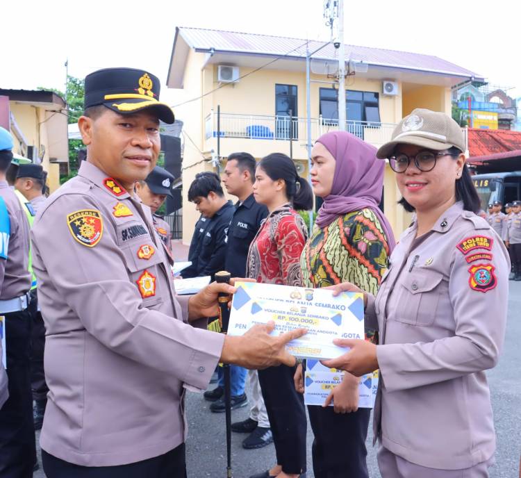 Kapolres Tebingtinggi Berikan Reward  Pada Operator Beyond Trust Presisi