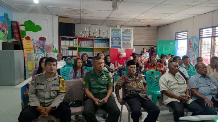 Polsek Siantar Marihat Hadiri Pembentukan Pengurus Koprasi Merah Putih