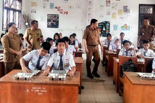 Penyaluran MBG Bagi Siswa-Siswi di Pematangsiantar, Kepala SPPG; Ada 2.081 Paket