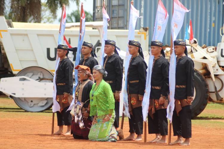 Go Internasional, Satgas KIZI TNI KONGA XX-U Promosikan Kesenian Indonesia