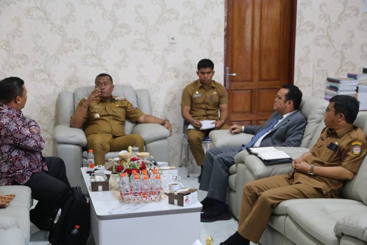 Audensi STT HKBP Siantar ke Pemkab Toba