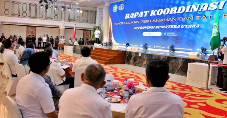 Bupati Simalungun Rakor Penyelesaian Tanah di Sumut Bersama Menteri ATR/BPN