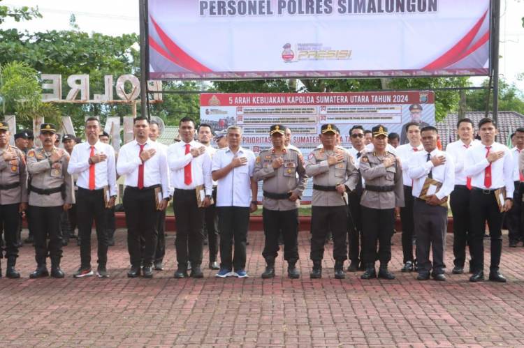 Kapolres Simalungun Berikan Penghargaan Kepada Personel Berprestasi dalam Pengungkapan Kasus Narkoba