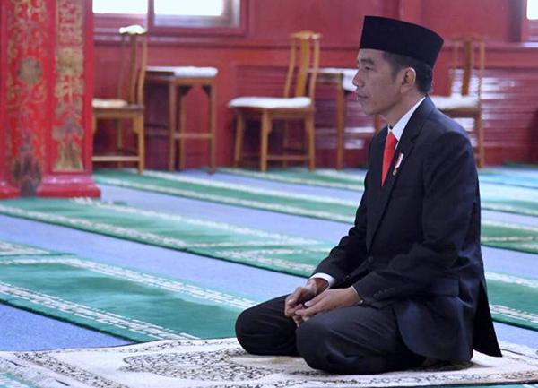 Kali ini, Presiden Jokowi Salat Idul Fitri 1440 Hijriah di Mesjid Kampung