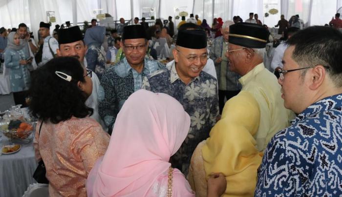 Rajut Silaturahmi & Kebersamaan  Wali Kota & Keluarga  Gelar Open House    