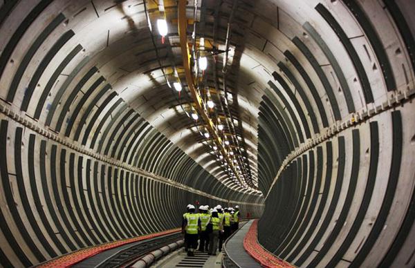 Lima Orang di Kabarkan tewas, Ambruk Terowongan MRT Qingdao