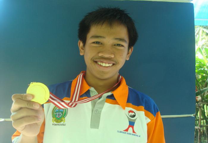 Sabet Juara Olimpiade, ini Kisah Insfiratif Anak Seorang Penjual Tempe