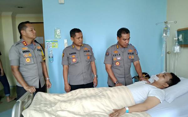 Polisi Luka Tusuk dan Pelaku Luka Tembak di Larikan ke Rumah Sakit