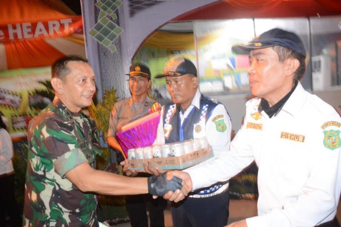  Pangdam I/BB Bersama Kapoldasu Pantau Pos Pam Ops Ketupat 2019