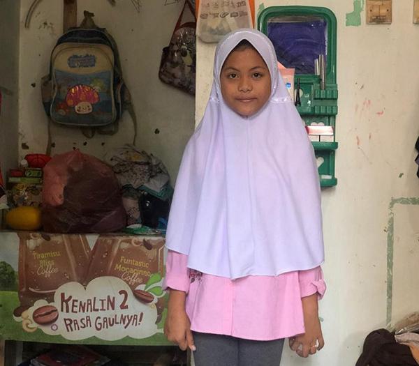 Putri Merayakan Lebaran 1440 H Tanpa Kedua Orang Tuanya