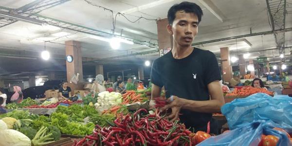 Usai Lebaran, Harga Cabai Turun Drastis