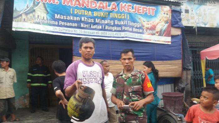 Rumah Makan Mandala di Lalap Sijago Merah