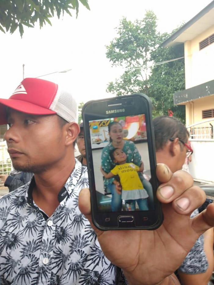 Faisal Merasa Aneh, Sang Istri Tiba-tiba Pakai Baju Warna Hitam