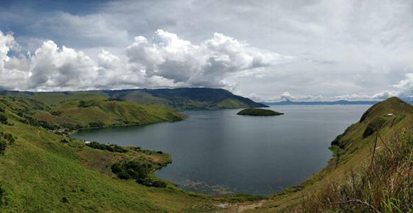 Horas Samosir Fiesta, Gali Keindahan Alam Pulau Samosir