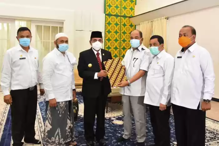 Pemprov Sumut Hibahkan Aset Tanah  dan Bangunan ke Pemko Tebing Tinggi