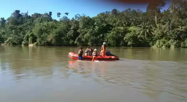Pelajar SMP Tenggelam, Orangtua Sedang Panen Buah Sawit