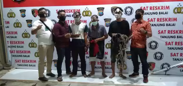 Curi Burung Walet Bersama, Meringkuk Sel Juga Barengan