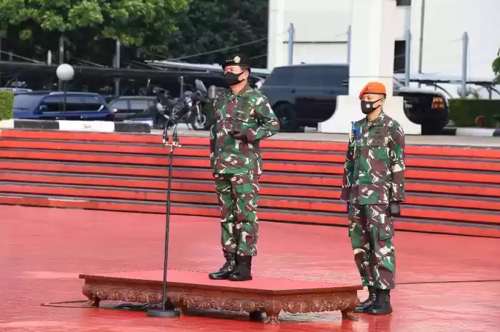 Panglima TNI Terima Laporan Kenaikan Pangkat 84 Perwira Tinggi