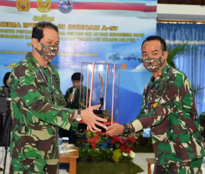 Kemampuan Industri Pertahanan Nasional Dukung Kemandirian Alutsista TNI